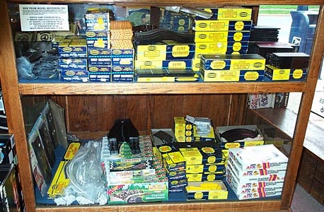 Vintage Aurora Track Pieces